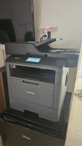 Impressora Brother CDP L5652DN
