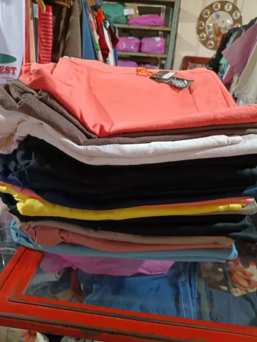Lote de roupas femininas variadas 