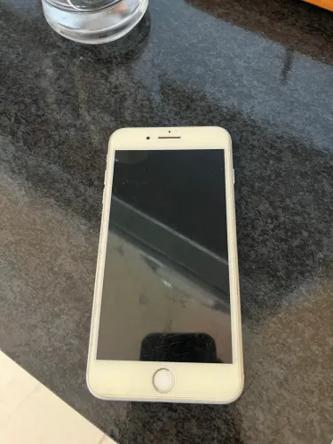 IPHONE 8 PLUS 