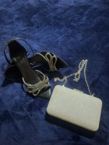 Sandália, clutch
