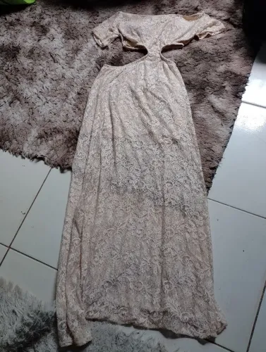 Vestido de renda