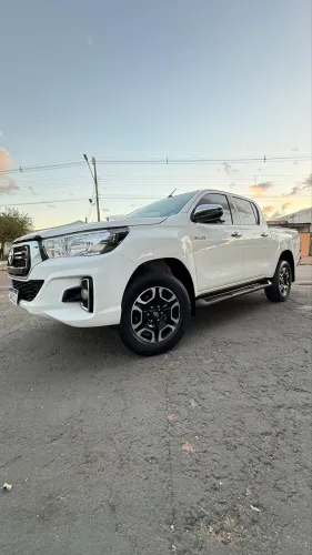 Toyota Hilux CD SRV 4X4 2.8 TDI Diesel Aut. 2020