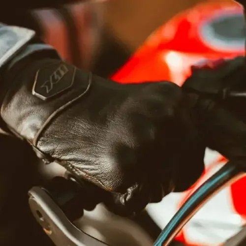 Luvas de couro legítimo