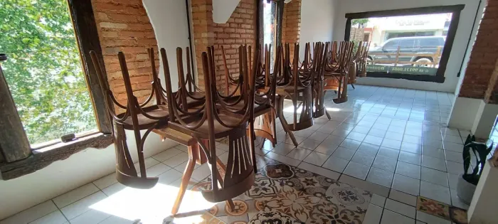 Vendo urgente - Equipamentos e móveis para restaurante, cafeteria, bistrô ou lanchonete!