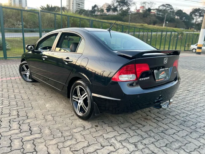 Honda Civic Sedan EXS 1.8/1.8 Flex 16V Aut. 4P 2007