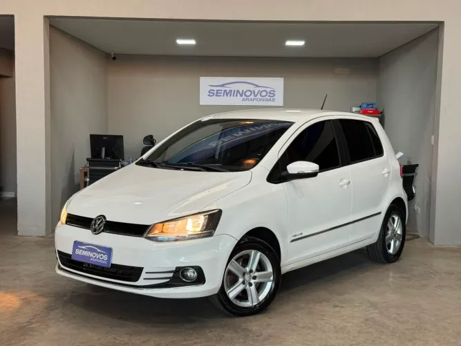 Volkswagen Fox Highline 1.6 Flex 16V 5P 2016
