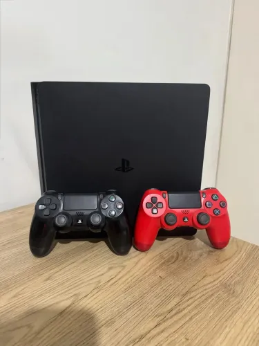PS4 SLIM 1TB - DESBLOQUEADO