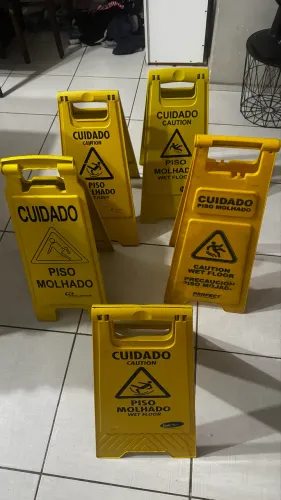Placas de Piso Molhado