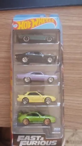 Lote miniatura colecionaveis