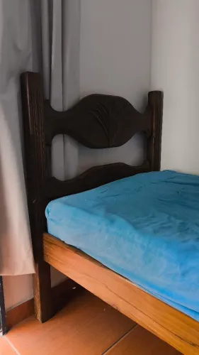 Cama sucupira solteiro