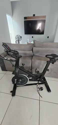 Bicicleta Ergométrica Mecânica, RB Fitness, 10kg roda de inércia. 1 ano de uso.