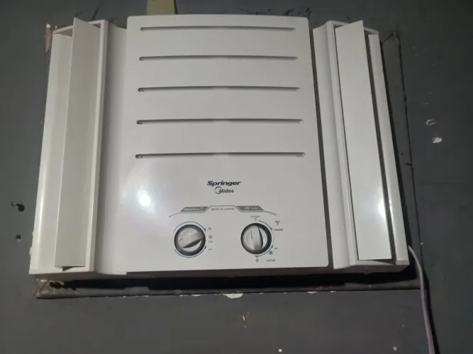 Ar Condicionado Janela Springer Midea 3 Meses De Uso
