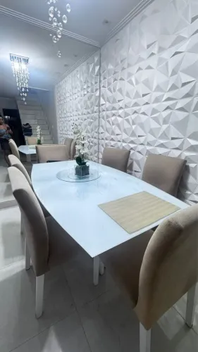 Mesa 6 lugares com 6 cadeiras incluso 