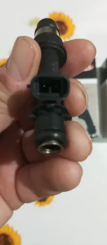 Vendo 4 bicos injetores do Corsa e Celta 