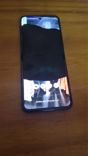 Razr 50
