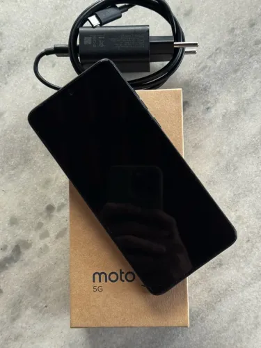 Moto G84 5G 8GB RAM 256GB Impecável + Caixa e Carregador Original