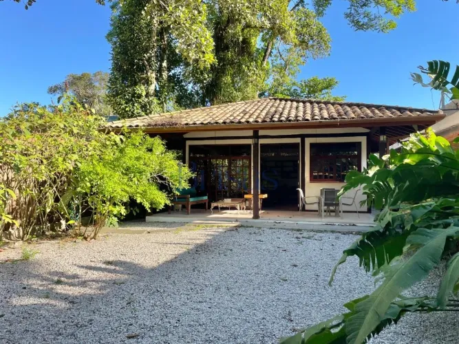 CASA RESIDENCIAL em São Sebastião - São Paulo, Camburi