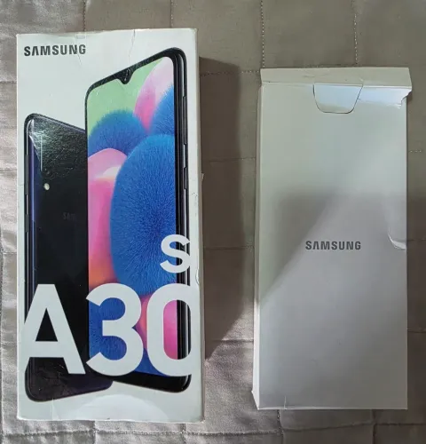 Vendo celular A30s Samsung na caixa com nota fiscal de compra