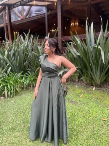 Vestido madrinha de casamento verde Olívia