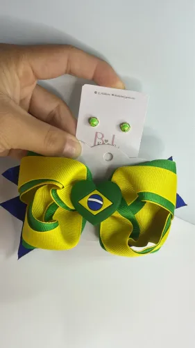 Conjunto Laço e Brinco Banhado a Ouro infantil