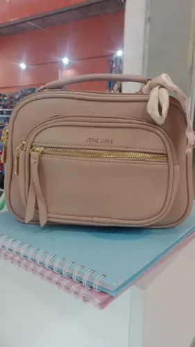 Bolsa social feminina 
