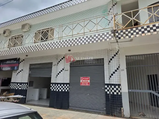 Sala para alugar em Maringá, Zona 08, com 30 m²