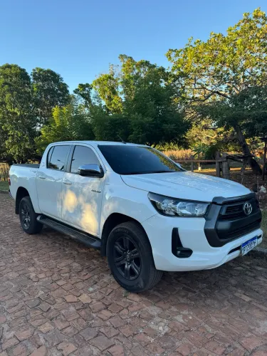 Toyota Hilux CD SR 4X4 2.8 TDI Diesel Aut. 2021