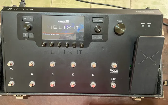 Pedaleira Helix LT