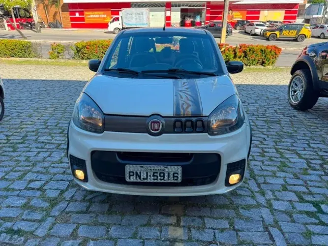 Fiat Uno Sporting Dualogic 1.4 EVO Flex 8V 4P 2016