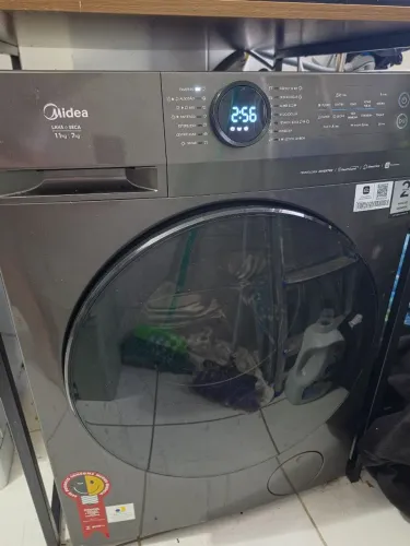 Máquina de lavar roupa Midea 11kgs