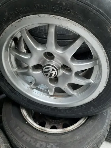 Roda aro 13 aranha 2 binno com borda retro Prata com borda diamantada vw gol
