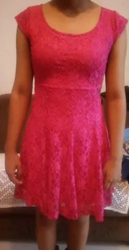 Vestido com renda 