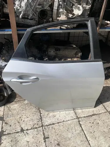 Porta Traseira Direita Hyundai Azera 2012 / 2016
