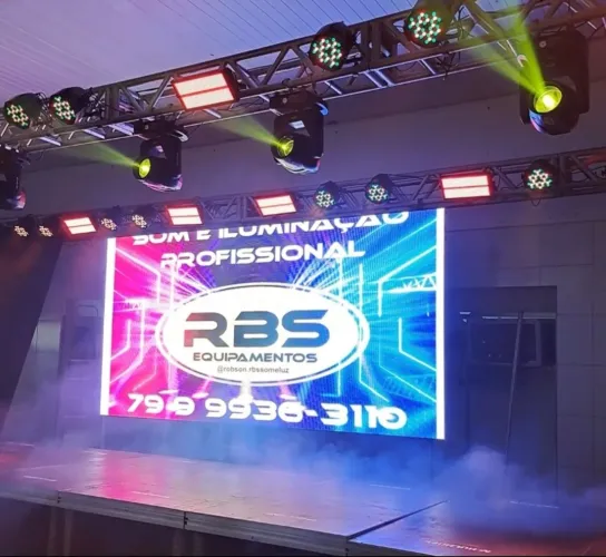 PAINÉL DE LED, SOM , ILUMINAÇÃO, PALCO, DJS,, ESTRUTURAS