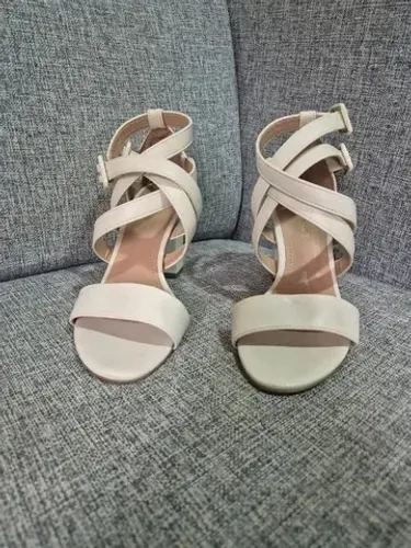 Sandalia constance 34 offwhite