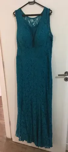 Vestido de festa verde tamanho 48 rendado com brilho seminovo