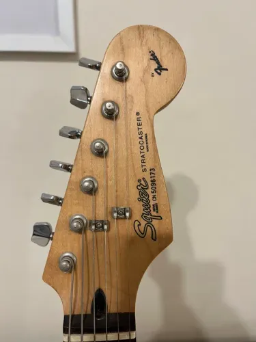 Guitarra Squier Koreana 