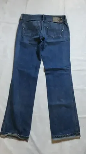 Calça jeans Diesel original Feminina.