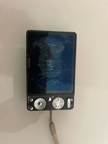 Câmera Digital Sony Cyber-shot pra vender logo 300 reais