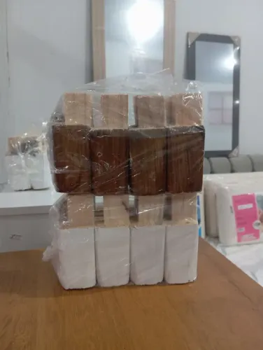 PÉS DE MADEIRA PARA GUARDA ROUPA