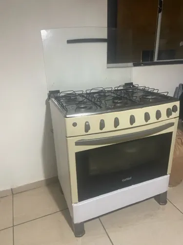 Fogão a Gás 6 Bocas - Funcionando Perfeitamente