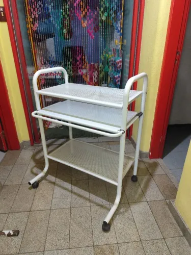 Estante Organizadora com Rodinhas