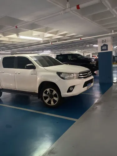 Toyota Hilux CD 4X4 2.8 Diesel Mec. 2020