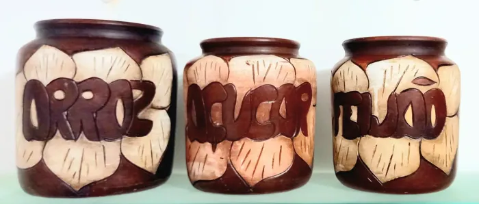 Conjunto de 3 Potes Antigos em Barro- Arroz, Feijão e Açúcar