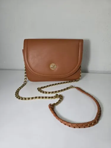 Bolsa pequena versátil