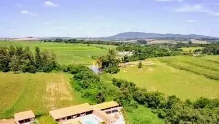 Condomínio Residencial Rancho dos Lagos - Terreno no Condomínio Racho dos Lagos em Sorocab