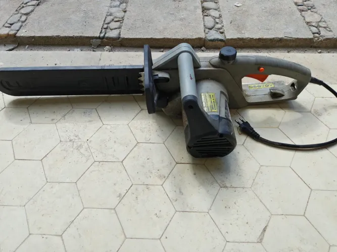 Eletroserra Kawashima 2000w