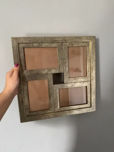 Quadro Dourado para 4 fotos 
