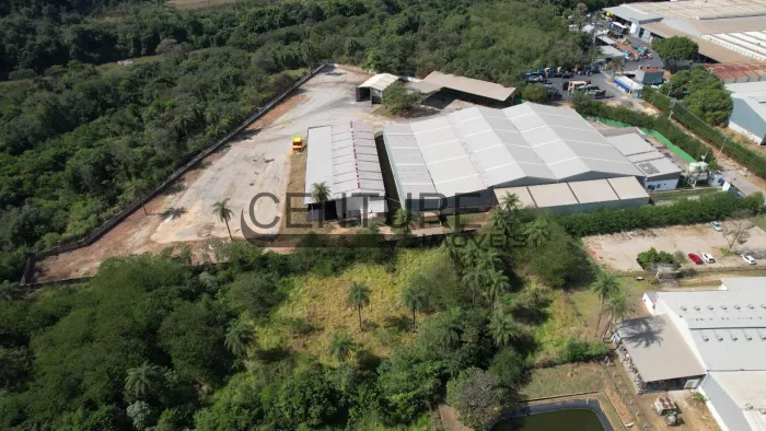 Imóvel Industrial de Alto Padrão com Acesso Estratégico MG-050 / BR-262 Terreno: 21.344m²