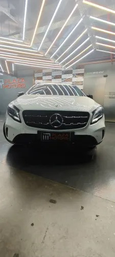 Mercedes GLA 200 Night Edition